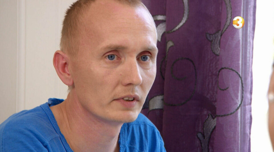 «Luksusfellen»: Roger hadde ikke råd til å betale strømregningen, kjøpte likevel fly
