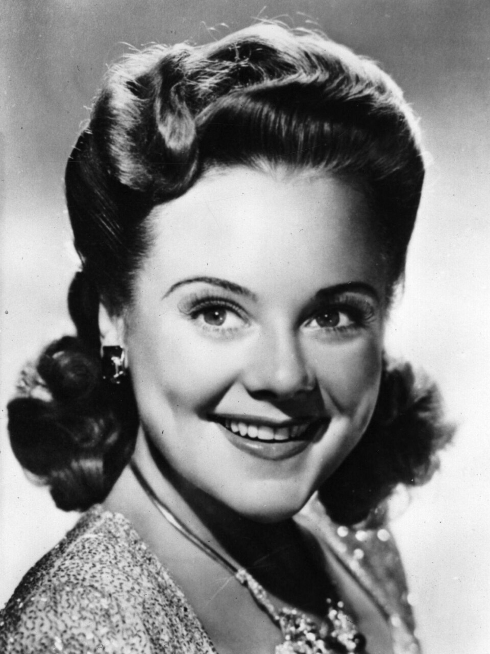 NUMMER FIRE: Sonja Henie.