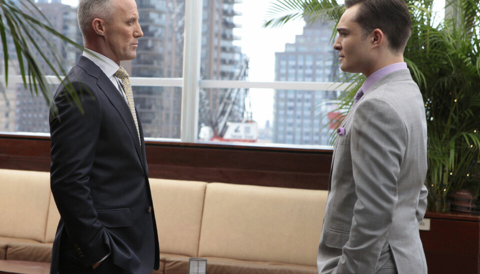 Alle trodde Bart Bass var død, også hans sønn Chuck Bass. Men det var han altså ikke.
