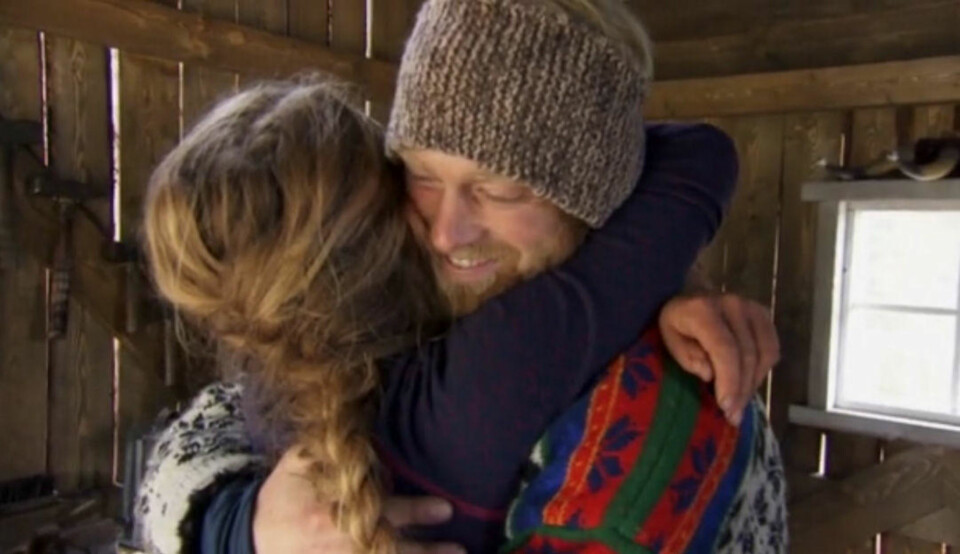 GOD TONE: Eilev og Charlotte fikk god kontakt inne på gården, og tilbringer mye tid sammen i dag også.