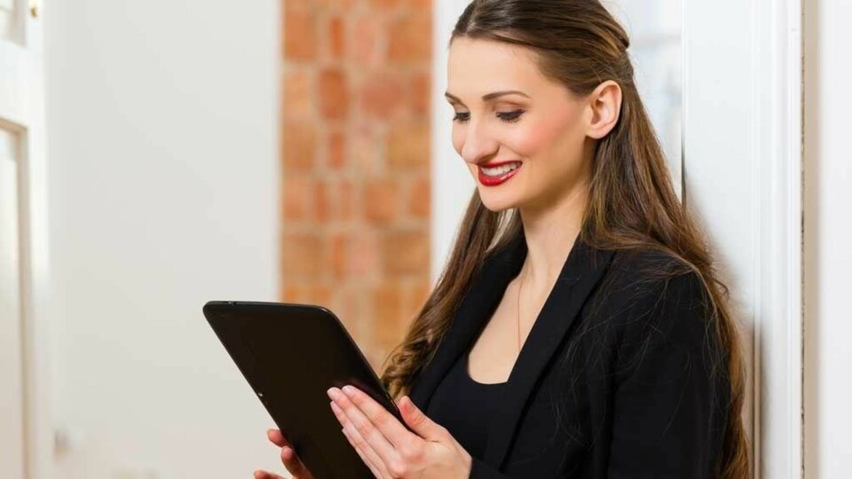 ONLINE DATING: Er du lei av å bruke tiden på nett, med potensielle kjærester det ikke blir noe ut av likevel?