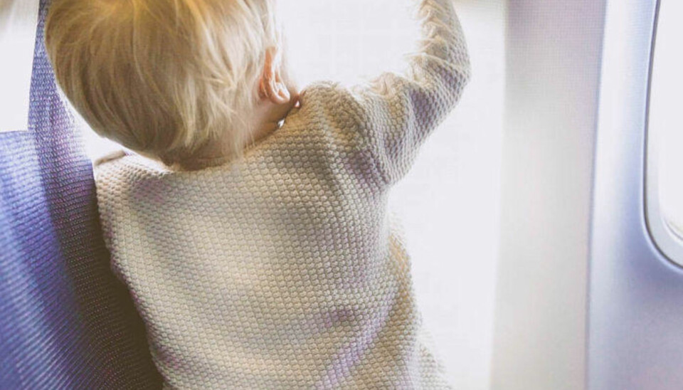 - Det må være rom for barn på fly, og vi må tåle å høre dem, mener Tine Monsen.
