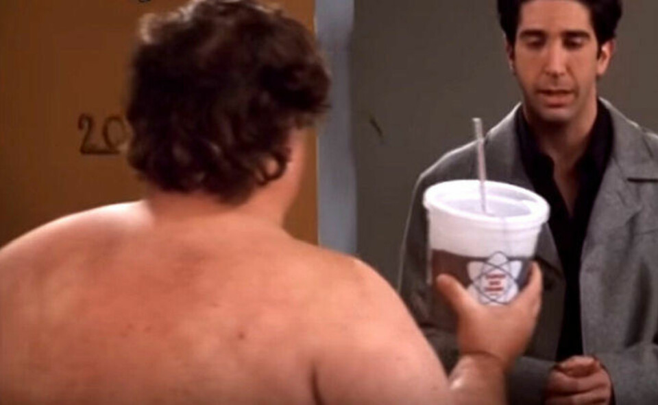 UGLY NAKED GUY og Ross i TV-serien Friends.