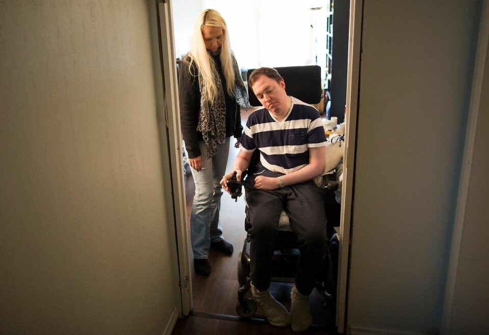 SISTE ØNSKE: Jonn-Idar og storesøsteren leter nå etter en bolig hvor de kan være sammen, til siste slutt.