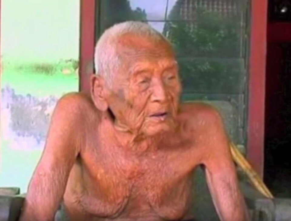 145 ÅR skal være alderen til den indonesiske mannen.