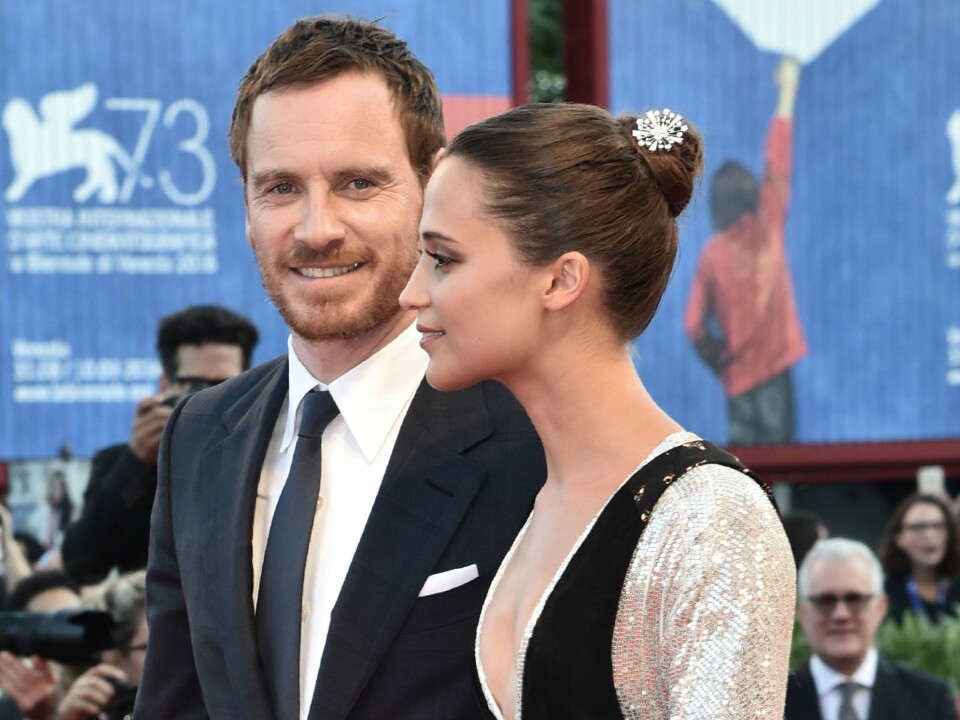 VISTE SEG SAMMEN: Michael Fassbender og Alicia Vikander møttes i filmen Lights Between Oceans.