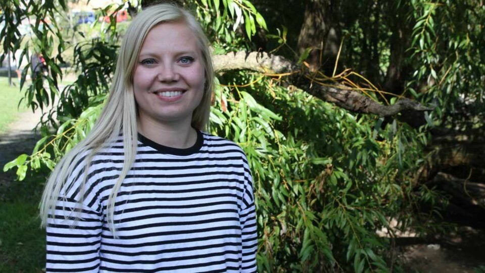 Martine er lærerstudent på siste året. Hun jobber også som frivillig i organisasjonen Barn av rusmisbrukere (BAR) der hun ofte lytter til barn og unge som trenger noen å snakke med.
