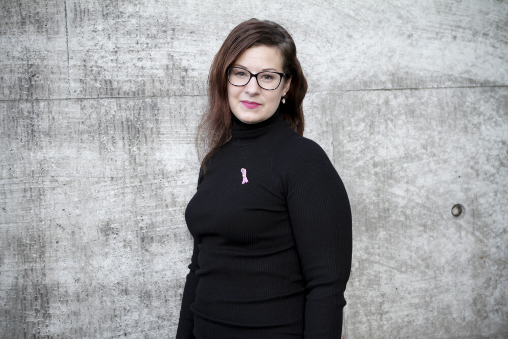 ROSA SLØYFE: Andrea Nogva har arverlig brystkreft-gen.