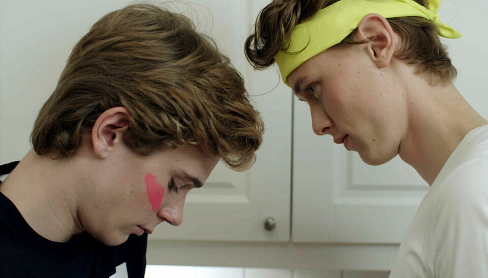 Isak (Tarjei Sandvik Moe) og Even (Henrik Holm) i tredje sesong av Skam.