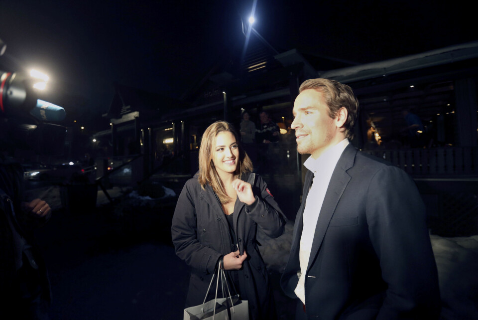 Emil Hegle Svendsen har forlovet seg med Samantha Skogrand