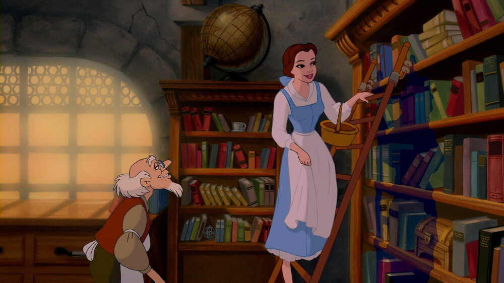 Belle har også på seg blå kjole i den animerte versjonen av Disneys «Skjønnhetene og Udyret» fra 1991.