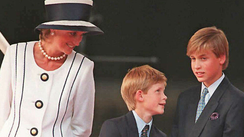 Prinsesse Diana sammen med William og Harry.