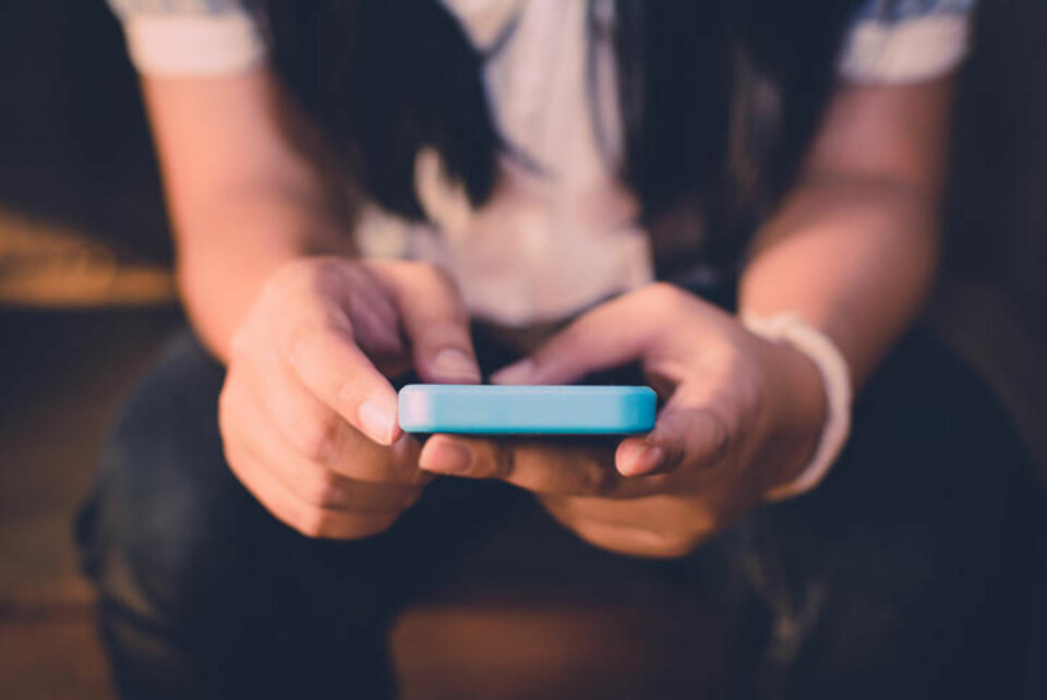 Aooen Sarahah er en app som egentlig skal brukes til å gi konstruktive tilbakemeldinger, men som også gjør det mulig å sende hetsende meldinger anonymt.