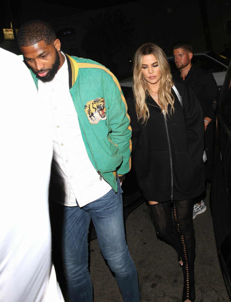 - Khloe Kardashian er gravid