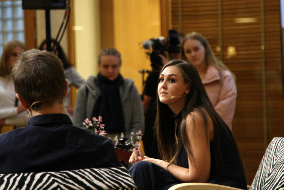 Anna Rasmussen eller MammatilMichelle, som hun er aller best kjent som, på lanseringsfest for Naken hos Gyldendal forlag i Oslo.