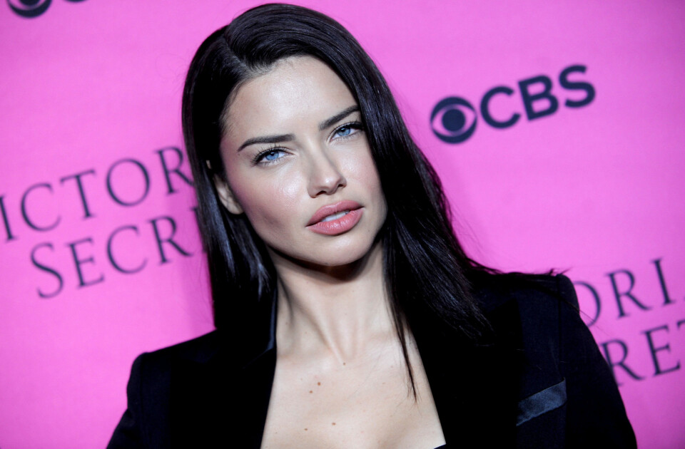Adriana Lima tar et oppgjør mot kroppspress: - Jeg vil ikke kle av meg for poengløse saker