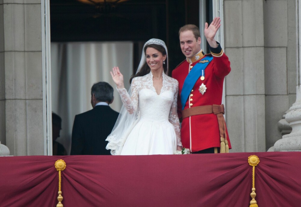 HØYE UTGIFTER: Da prins William og hertuginne Kate giftet seg i 2011, ble det også brukt store summer på sikkerhet. 
