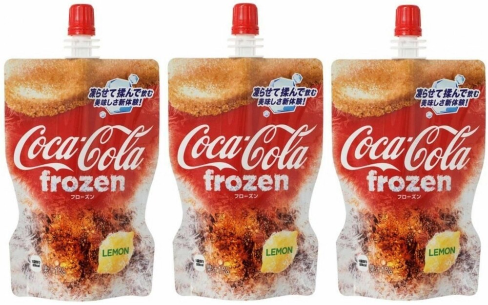 FROSSEN COLA-NYHET: Frossen Coca-Cola i slushform er det nyeste tilskuddet i slushfamilien i Japan.