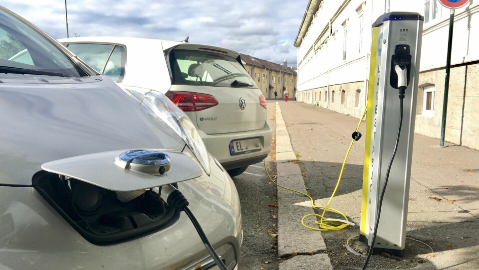 Bedre tilgang på lading vil åpne for at flere kan skaffe seg elbil, slik politikerne ønsker.