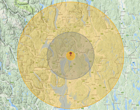 <b>UTSLETTELSE: </b>Effekten av en 100 megatonns atombombe over Oslo. Alt innenfor de to innerste sirklene vil bli ødelagt. Tredjegrads forbrenninger vil oppstå innenfor den ytre. I tillegg kommer virkningen av en megatsunami og dødelig radioaktivitet over store områder.

Illustrasjon: Nukemap