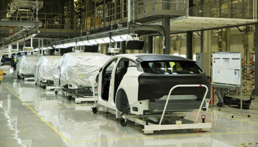 Den helt nye fabrikken er ikke klar enda, bare noen før-serie biler er så langt produsert. I 2019 starter maskineriet for fullt