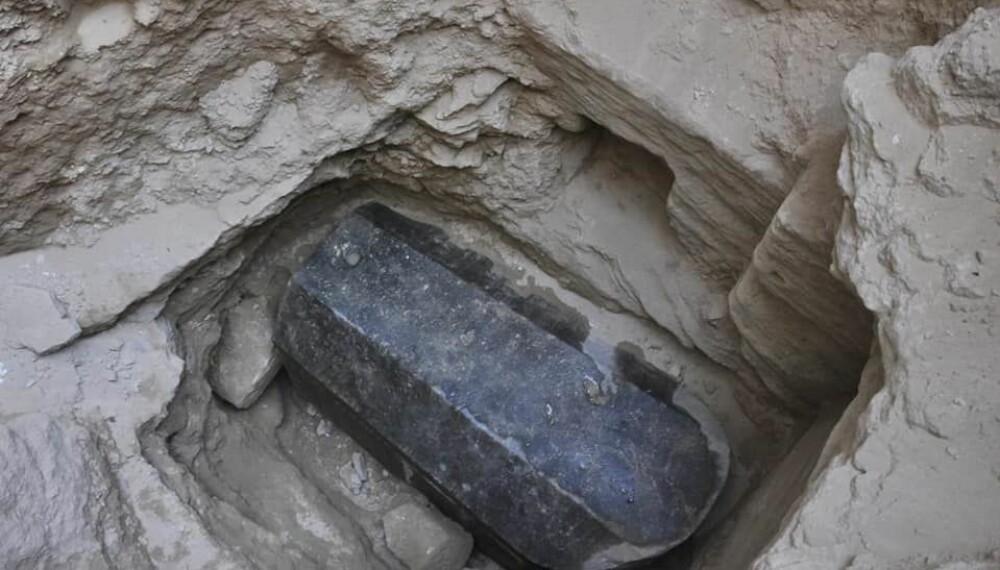 <b>MYSTISK:</b> Internett har spekulert i om det er alt ifra graven til Alexander den store til at det hviler en forbannelse over sarkofagen. Nå er den endelig åpnet.