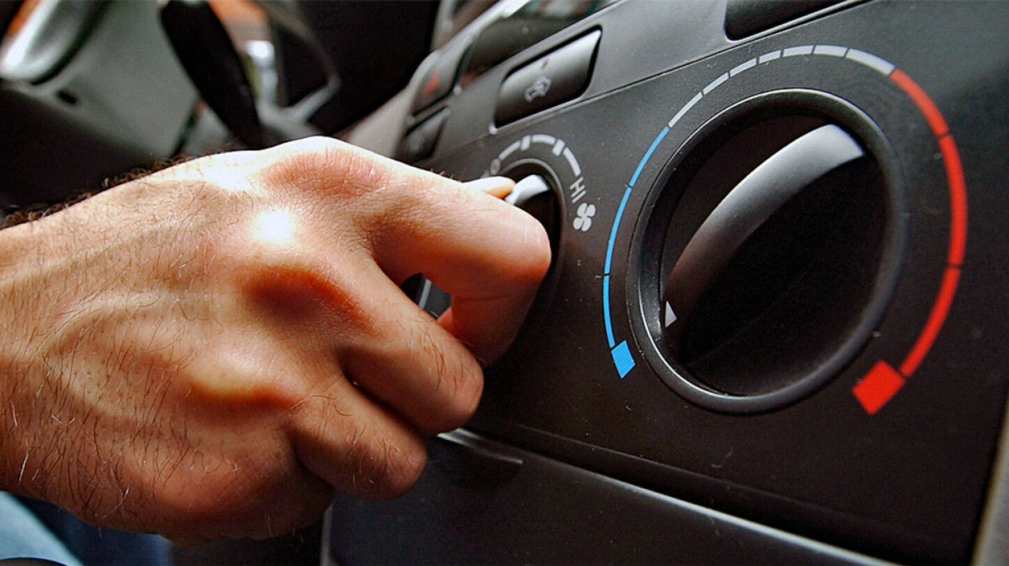 Varme sommerdager byr på utfordringer i bilen. Her får du våre beste tips for en behagelig temperatur når du er ute på kjøretur.