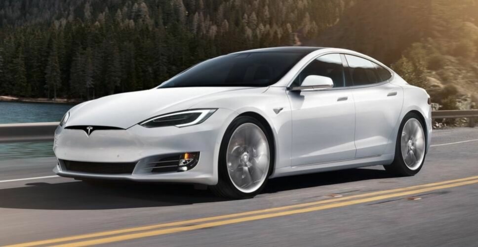 Så langt i år har Tesla solgt og levert rett i underkant av 2.000 Model S.