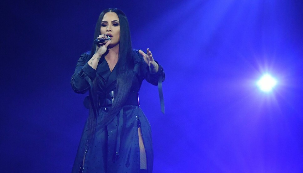 FÅR BEHANDLING: Demi Lovato får for tiden behandling for sin avhengighet i Chicago.