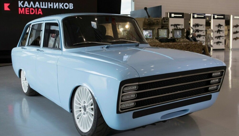 Nei, Kalasjnikov lager ikke bare våpen – nå viser de også fram sitt første elbil-konsept. Designet har allerede vakt oppsikt...