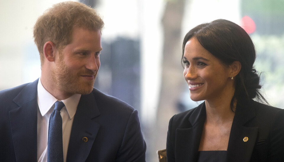 Harry klarte ikke slutte å ta på henne