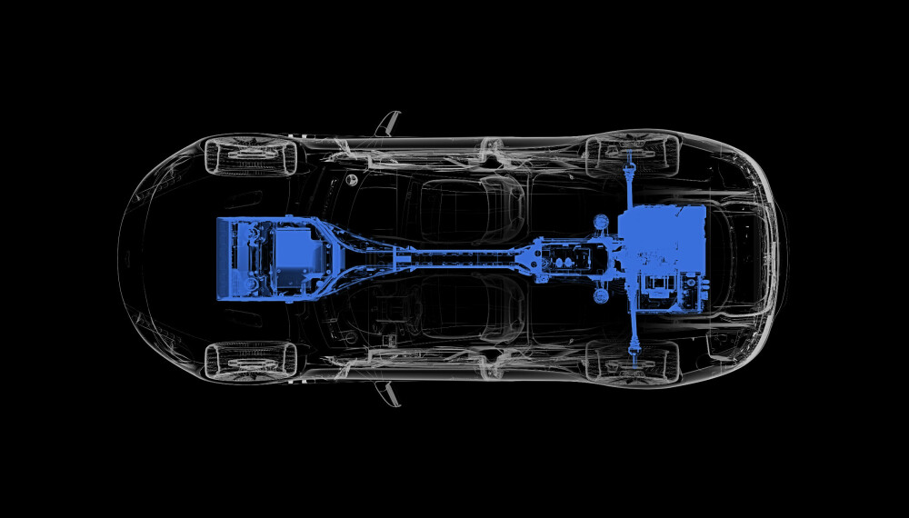<b>BAKHJULSTREKK:</b> Aston Martins elbil Rapide E får ikke firehjulstrekk, men leverer til gjengjeld over 610 hestekrefter på bakhjulene - som nok vil fryde en og annen bilentusiast.