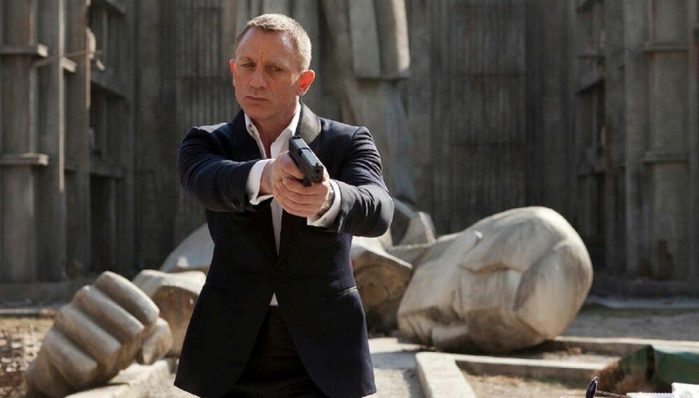 <b>NY SJEF: </b>Daniel Craig skal spille James Bond nok en gang. Nå har filmprodusentene annonsert hvem som skal regissere filmen.