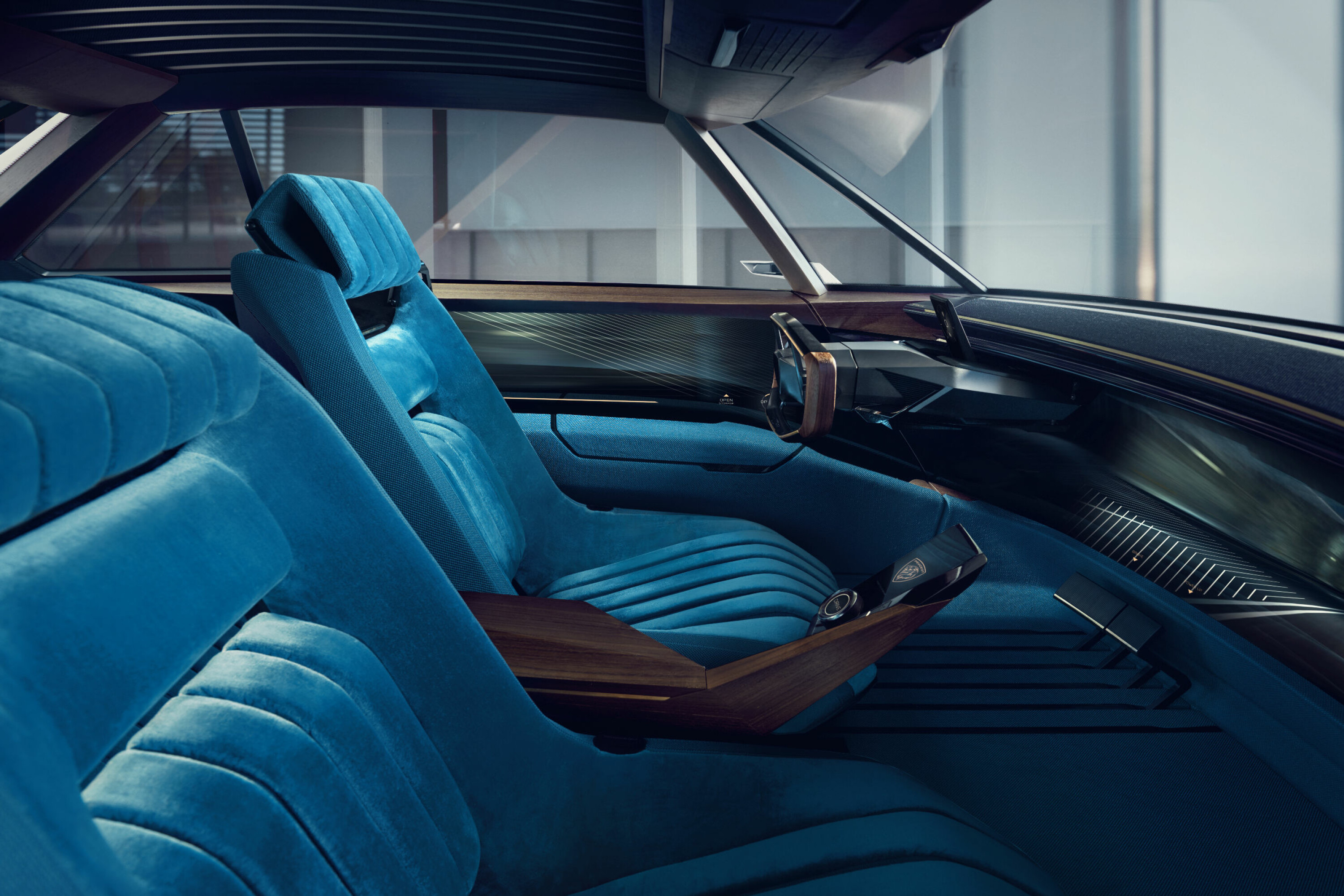 Peugeot avduker elbilen e-Legend med 4x4 og 60 mils rekkevidde