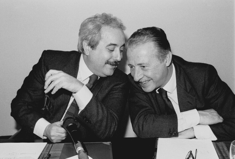 <b>VENNER TIL DØDEN:</b> Bildet av Giovanni Falcone (til v.) og Paolo Borsellino er blitt stående som et symbol for kampen mot mafiaen. De ble drept med 57 dagers mellomrom i 1992.