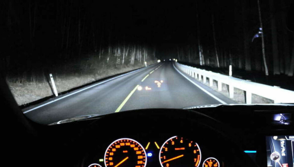 <b>NYE REGLER: </b>Godt lys er viktig både for sikkerheten og trivselen bak rattet. Nå blir dagens regelverk for ekstralys betydelig oppmyket.