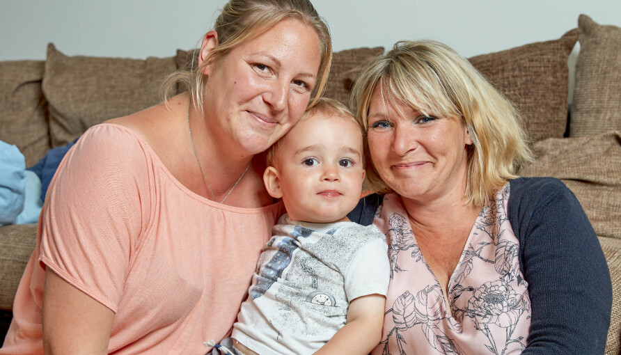 LIVMORTRANSPLANTASJON: Lolita (t.v.) ville aldri fått sin nydelige sønn Cash Douglas (2) hvis det ikke hadde vært for Linda, storesøsteren henne.