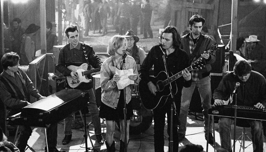 THE THING CALLED LOVE: River og Samantha på scenen sammen