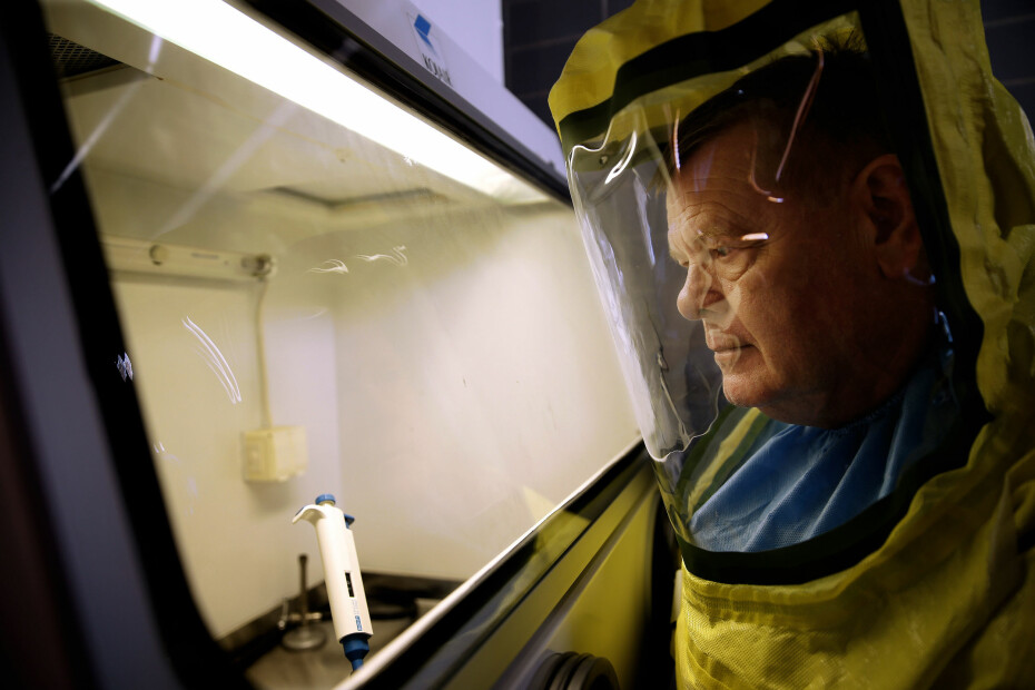 BEREDSKAPSTEAM: Professor Ørjan Olsvik er koordinator for Forsvarets mikrobiologiske beredskapsteam.