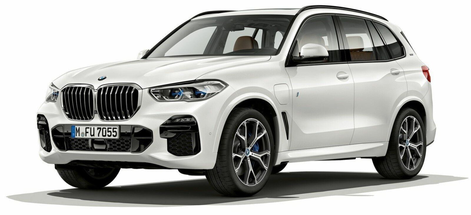 Nye BMW X5 er på vei til norske kunder. Først ut er den med diesel- og bensinmotorer. Det er imidlertid den ladbare hybriden som ventes å bli volummodellen. Den kommer først andre halvår i 2019.