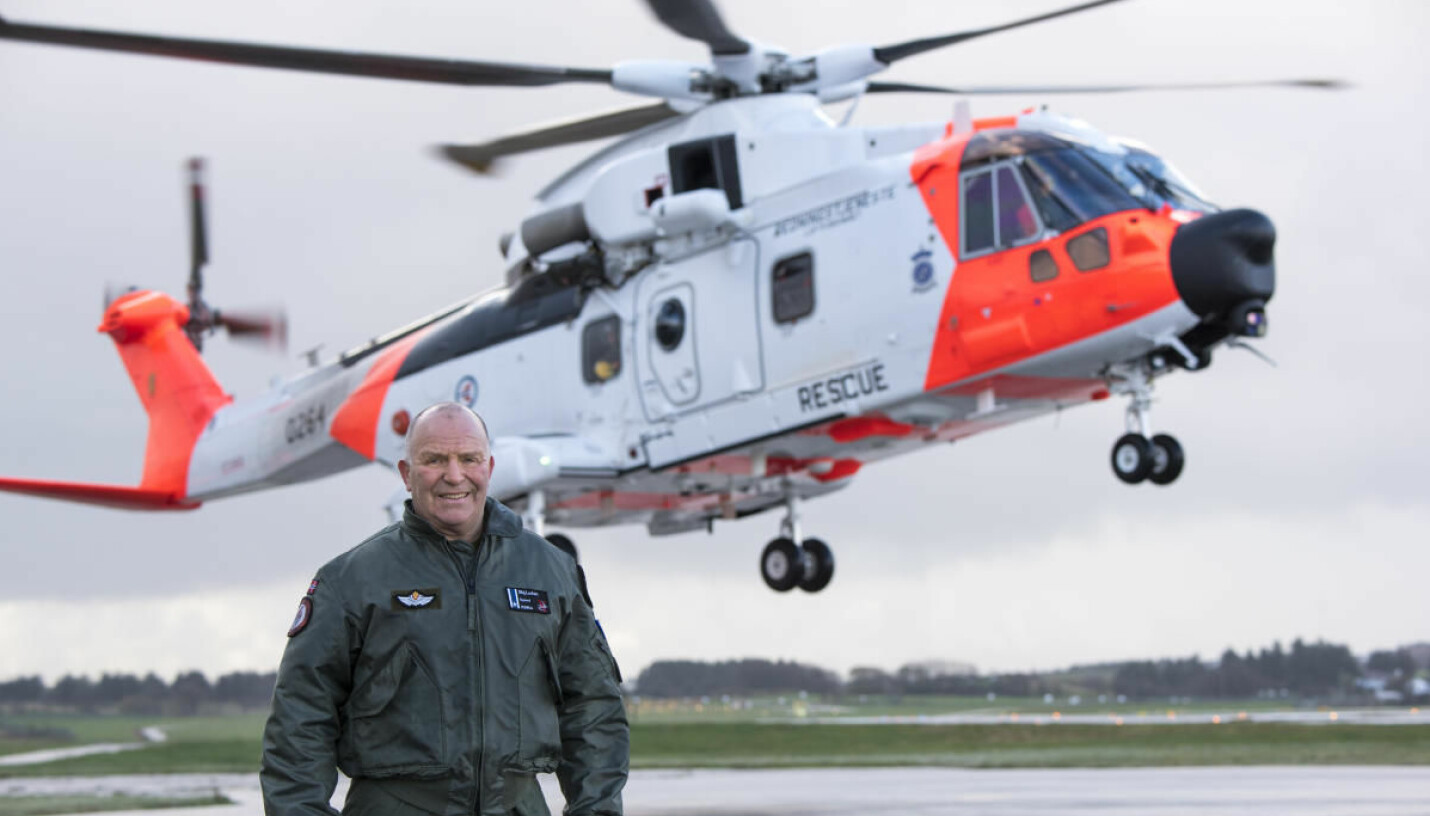 VETERAN: Sigmund Lockert 
har testet fly i 32 år. Rednings-helikopteret AW101 er det nyeste og han håper å godkjenne <br>samtlige innen han går av 
med pensjon.