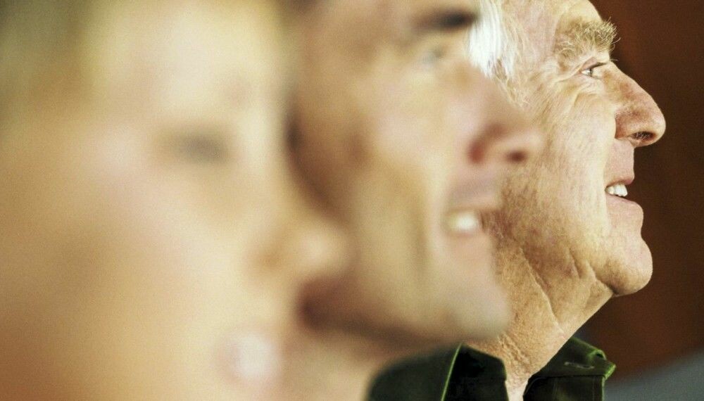 PROSTATAKREFT SYMPTOMER: Hovedgruppen som får prostatakreft er de over 60 år, og det er sjelden å få prostatakreft før man fyller 50. Til tross for at symptomene kan være svake til å begynne med, blir de fleste tilfeller av oppdaget raskt. PROSTATAKREFT SYMPTOMER: Hovedgruppen som får prostatakreft er de over 60 år, og det er sjelden å få prostatakreft før man fyller 50. Til tross for at symptomene kan være svake til å begynne med, blir de fleste tilfeller av oppdaget raskt.
