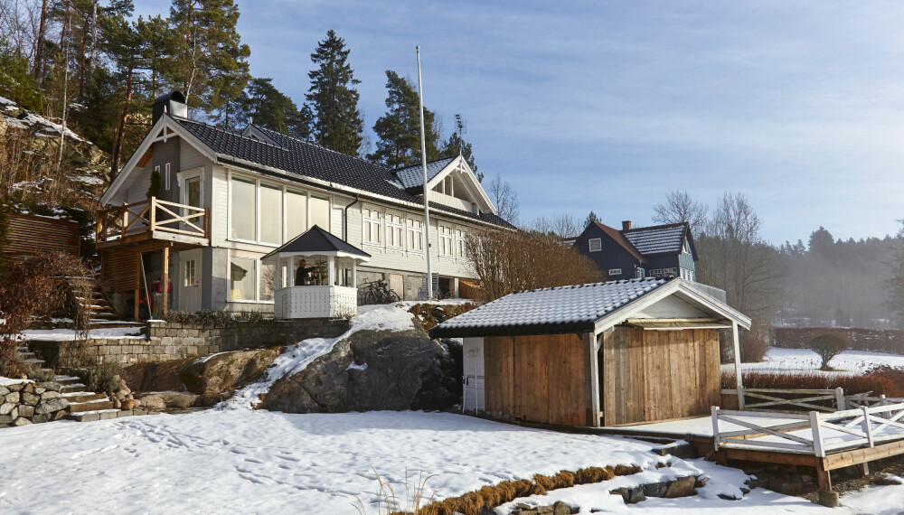 Sommerhytte i ny kledning. Det er ikke alltid så mye snø på Østlandet, men kaldt blir det uansett. Hytta til familien Kopperstad/Næss har fått utvidet sesongen etter at den ble vinterisolert.