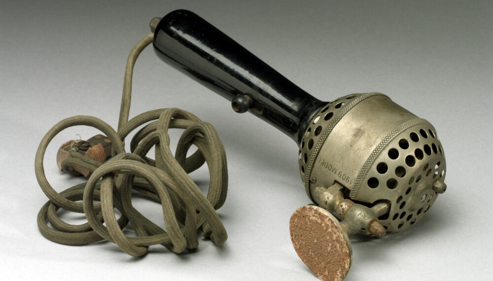 FRA 1909: Dette er en håndholdt, elektrisk vibrator.