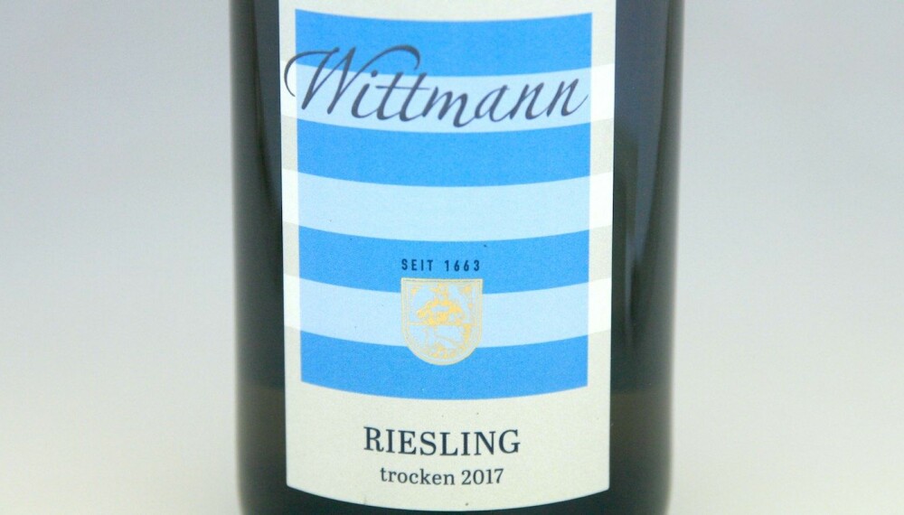 TIL SVINERIBBE OG PINNEKJØTT: Wittmann Riesling Trocken 2017.