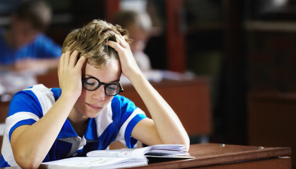BARN MED LESEVANSKER OG SKRIVEVANSKER: Man ser ofte at personer med dysleksi har et svakt verbalt korttidsminne, og at de ikke er så gode på hurtig benevning. BARN MED LESEVANSKER OG SKRIVEVANSKER: Man ser ofte at personer med dysleksi har et svakt verbalt korttidsminne, og at de ikke er så gode på hurtig benevning.