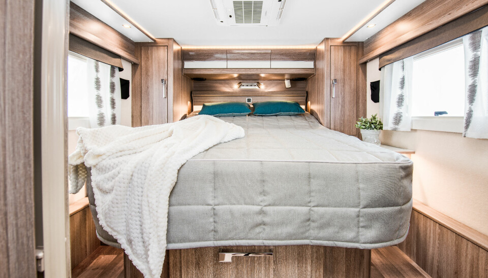 SENG: Imperial i860 tilbys i versjonene LGB og LQB - L-kjøkken og enkeltsenger/queen seng.