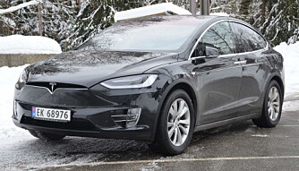 VANLIG MODEL X: Tesla Model X er Norges mest solgte SUV, nå skal den også bli ambulanse.