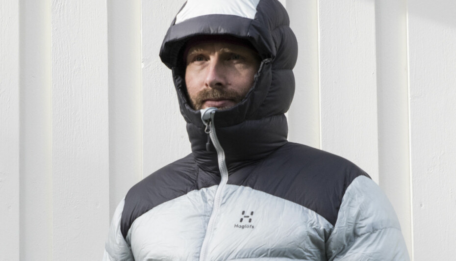 TEST AV LETTE DUNJAKKER: Haglöfs Mojo Down Hood Men