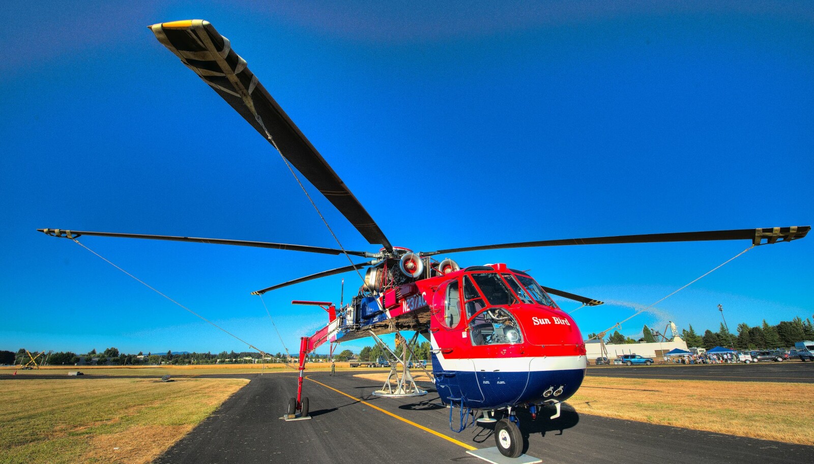 <b>FIN FIGUR:</b> Helikopteret er smalt rundt midjen. FOTO: Jeremy Conklin